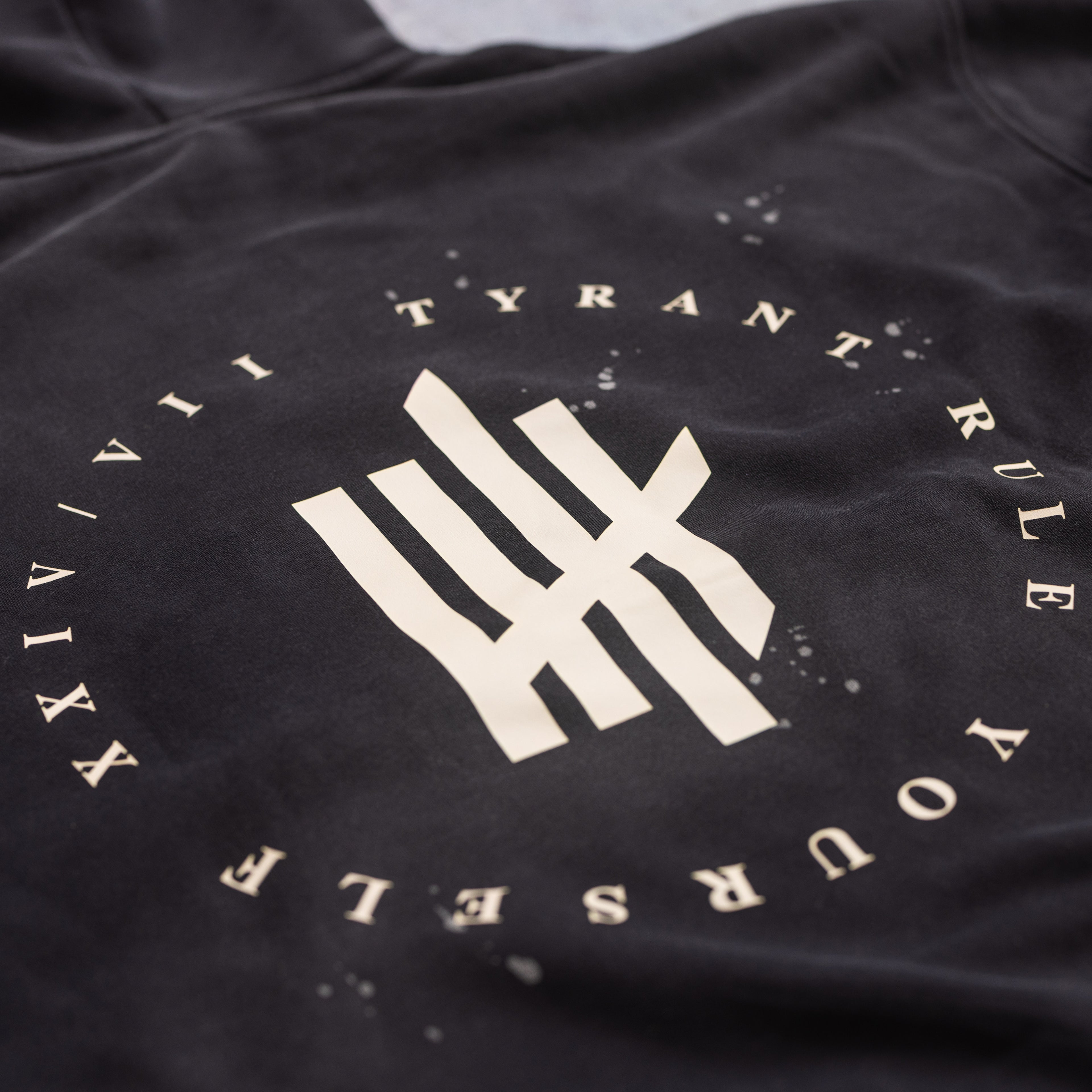 Damaged Hoodie 001